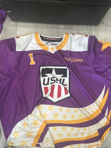 Ushl jersey and socks