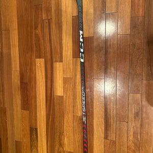 CCM Jetspeed FT5 PRO R Jr 50 P88 (FREE SHIP) (USED)