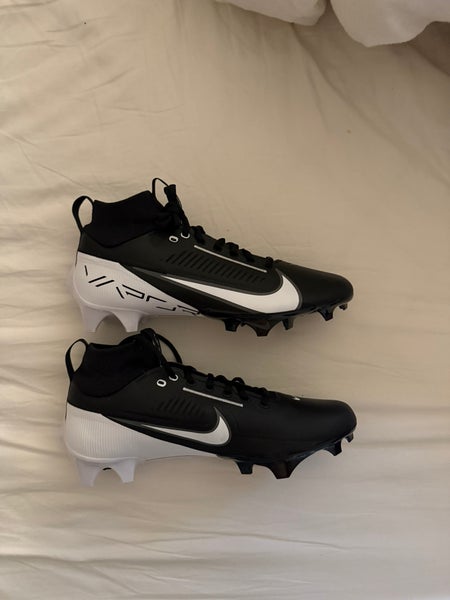 10.5 Nike Vapor