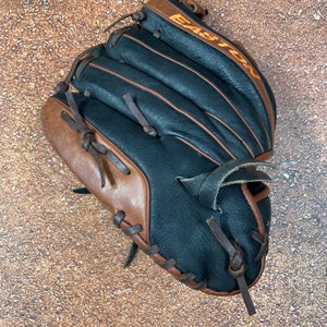 Used Easton Prime Right Hand Throw Baseball Glove 11.5"