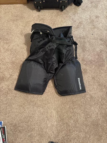 Large Senior Reebok Hockey Pants (Used)