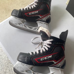 CCM JetSpeed FT340 Regular Width   Size 2 (Used)