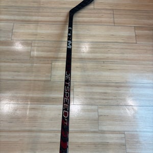 Junior CCM JetSpeed FT5 Pro Hockey Stick Right Handed P28 (Used)