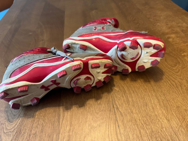Kid's Size 1Y Under Armour (Used)