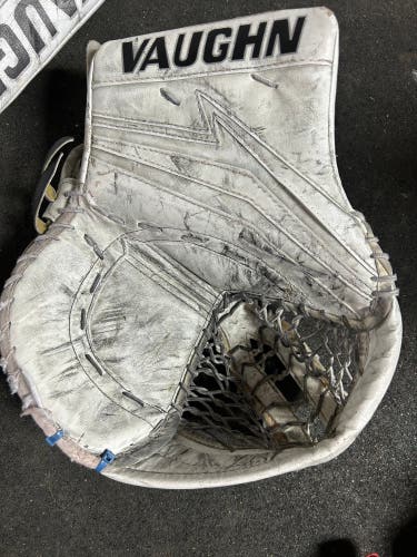 2023 Vaughn Regular Glove Velocity V9 Junior Free Shipping USA