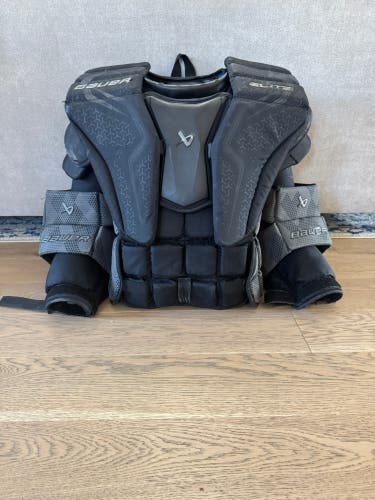 Large 2023 Bauer Elite Goalie Chest Protector (Used)