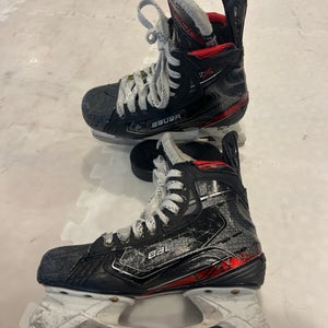 Bauer Vapor 2X Hockey Skates Size 4.5 (Used)