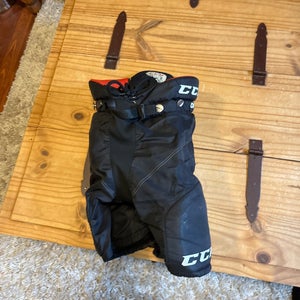 Youth Medium CCM U+ 04 Hockey Pants (Used)