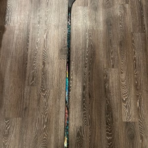 Senior Bauer Twitch Right Handed Hockey Stick P92  (New)