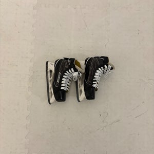 Bauer Supreme 1S Hockey Goalie Skates Skate Size 3 (Used)