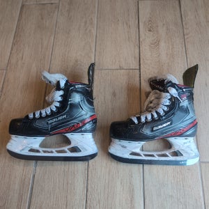 Bauer Vapor X2.9 Hockey Skates Regular Width Size 3 (Used)