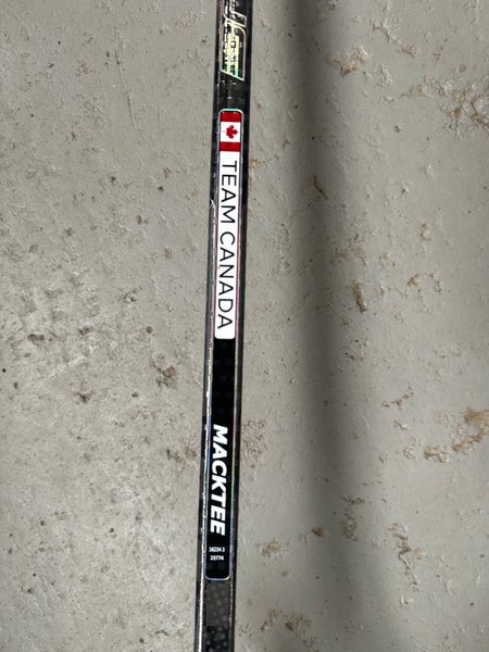 75 Flex P29 Senior True Project X Smoke Left Hand Hockey Stick Pro Stock (New) Team Canada
