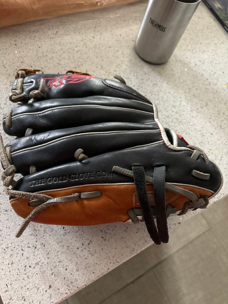 2020 Rawlings Right Hand Throw Infield R9 Baseball Glove 11" (Used)