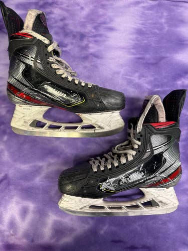 Bauer Vapor 2X Pro Hockey Skates Regular Width 9.5 (Used)