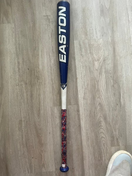 Easton Typhoon Bat (-3) 30 oz 33" (Used)