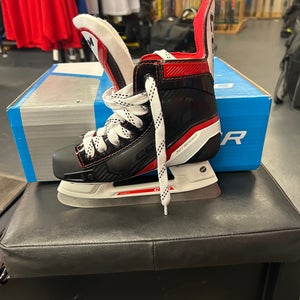 CCM JetSpeed Youth Hockey Skates 11 (New)