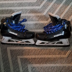 Bauer 2s pro Hockey Goalie Skates Extra Wide Width Size 4 (Used)