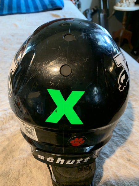 Large Youth Schutt Vengeance A11 Helmet (Used)