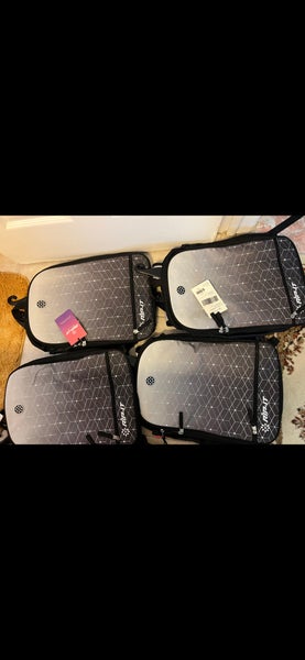 Team sale : NEW softball bags . Lot of 4!