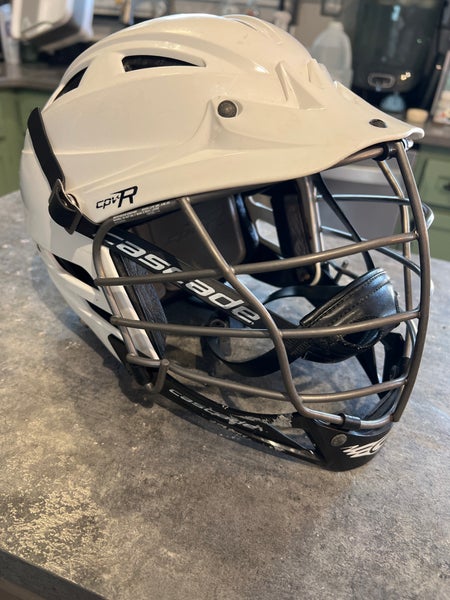 White Cascade CPV-R Helmet