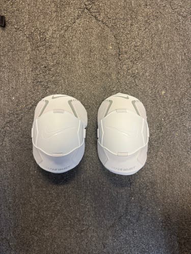 Large Adult Nike vapor select Arm Pads (New)
