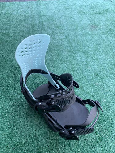 NEW Men's Small Flux FPRO7S Snowboard Bindings
