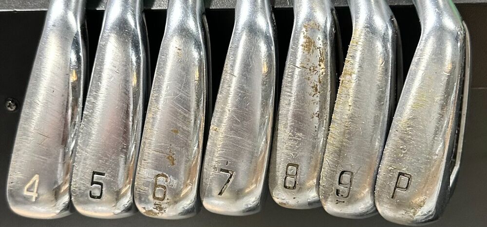 Mizuno JPX 921 Hot Metal Pro Iron Set 4-PW RH Used