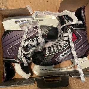 Bauer Vapor x40 Hockey Skates Regular Width Size 3 (New)