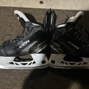 CCM AS- 570 Hockey skates