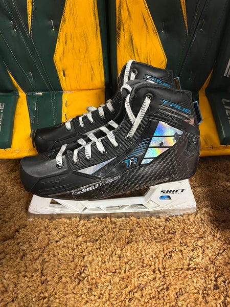 True TF9 goalie skates
