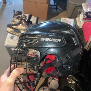 Medium Bauer Helmet (Used)