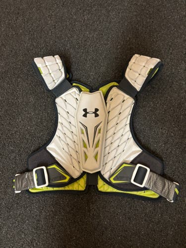 Under Armour VFT Chest Guard