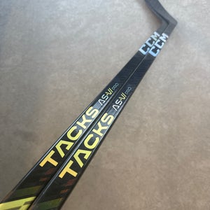 2 PACK 85 Flex P92M Senior CCM Jetspeed FT7 Pro Left Hand Hockey Stick Pro Stock (New) NHL