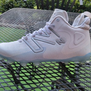 White Men's Size M 9.0 (W 10.0) Adult New Balance High Top Molded Cleats (Used)