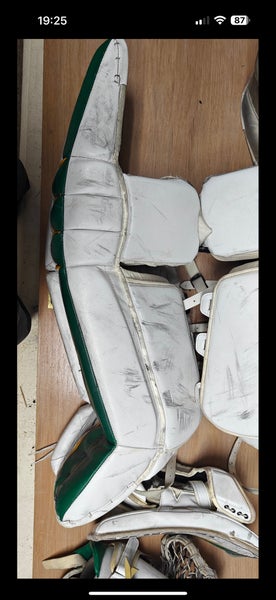 Vaughn V6 White Green Gold Kit