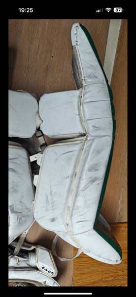 Vaughn V6 White Green Gold Kit