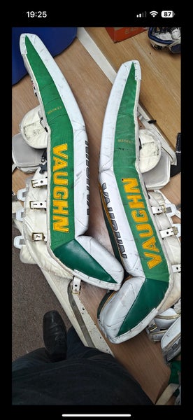 Vaughn V6 White Green Gold Kit