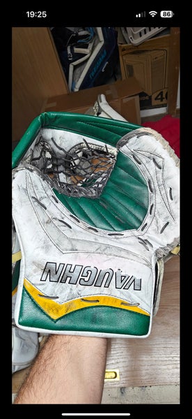 Vaughn V6 White Green Gold Kit