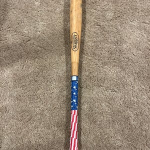 Louisville Slugger Genuine BBCOR Certified Bat (-3) Wood 30 oz 33" (Used)