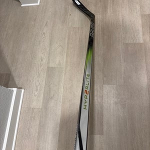 Bauer Vapor Hyperlite 2 Grip Composite Hockey Stick - Senior 87 Flex P90TM
