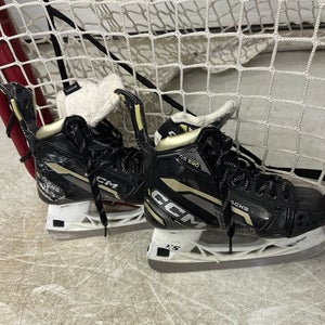 CCM Tacks AS-590 Hockey Skates Wide Width Size 4 (Used)