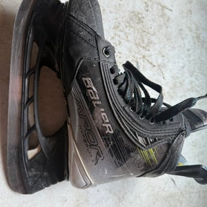 Bauer Hyperlite 2 Skates
