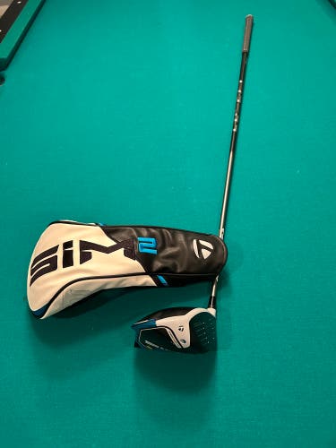 Men's 2021 TaylorMade Sim2 Max Right Handed Driver Stiff Flex 10.5 Loft (Used)