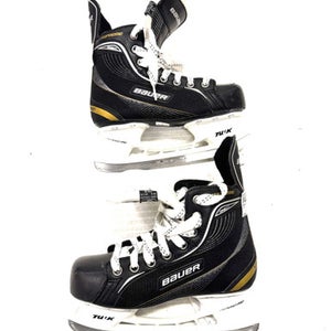 Used Bauer ONE 20 Junior Hockey Skate Junior 03 11860-S000288376