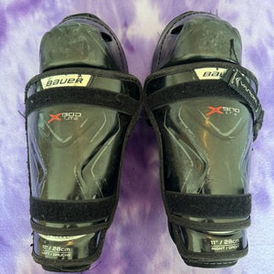 Junior Bauer vapor x900 lite Shin Pads 11" (Used)
