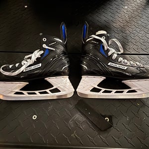 2024 Bauer Vapor VOLT Hockey Skates Regular Width 8 (New)
