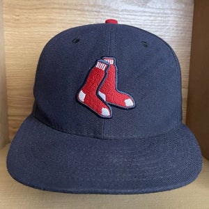 Boston Red Sox New Era Navy Blue Fitted Hat Size 7 1/4 59Fifty MLB Cap