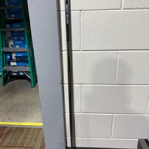 30 Flex Junior Bauer Vapor Hyperlite 2 Left Hand Hockey Stick (New)- Multiple Curves