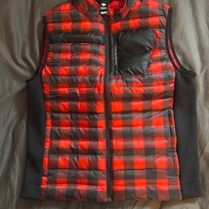 Descente Plaid Vest