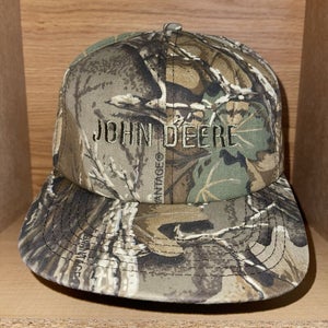 Vintage 80s John Deere Camouflage Snapback Hat Cap ***BROKEN SNAPBACK***